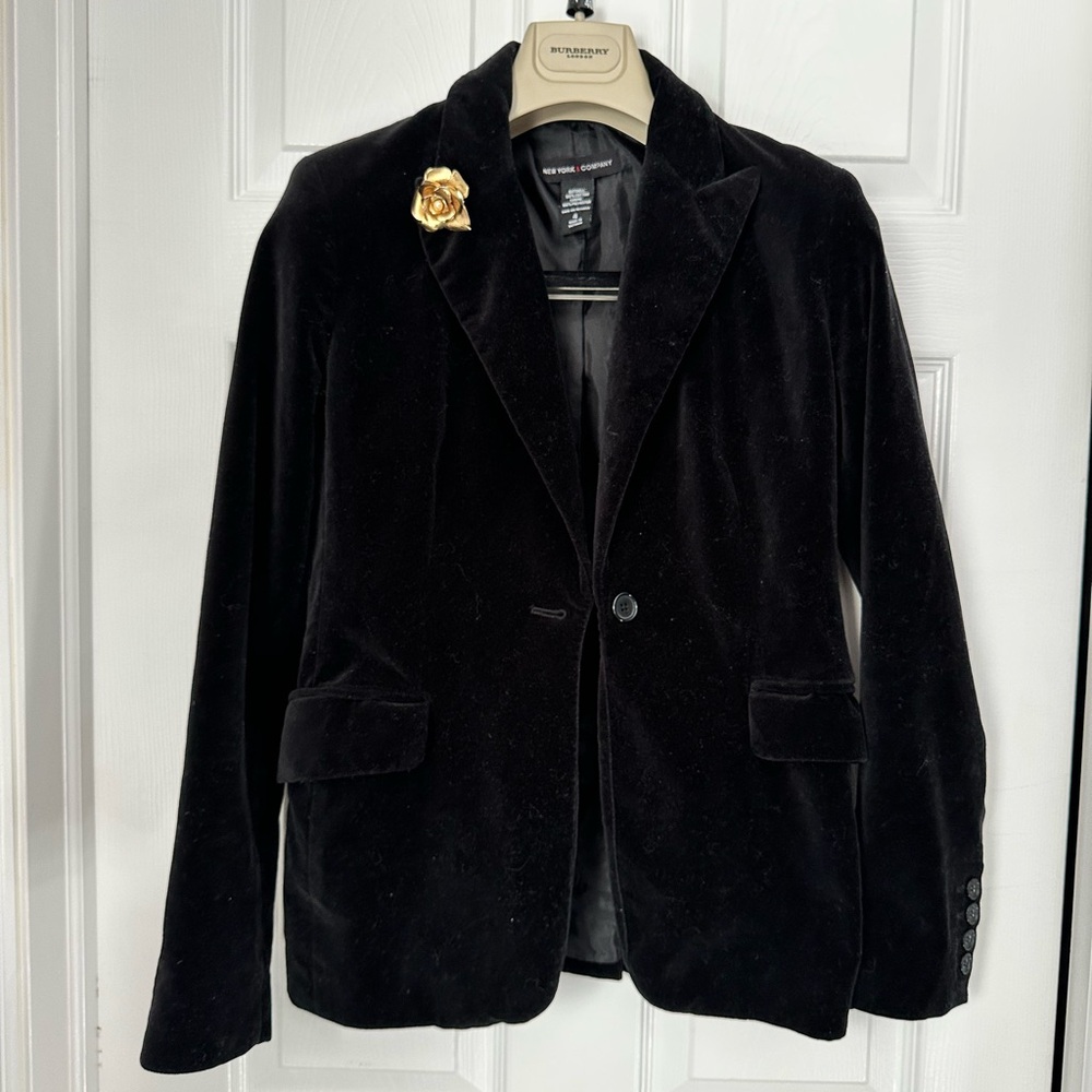 New York & Company Black Velvet Single-Button Blazer